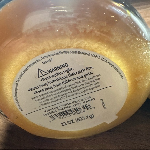 Yankee candle pumpkin apple parfait large jar - Picture 2 of 3